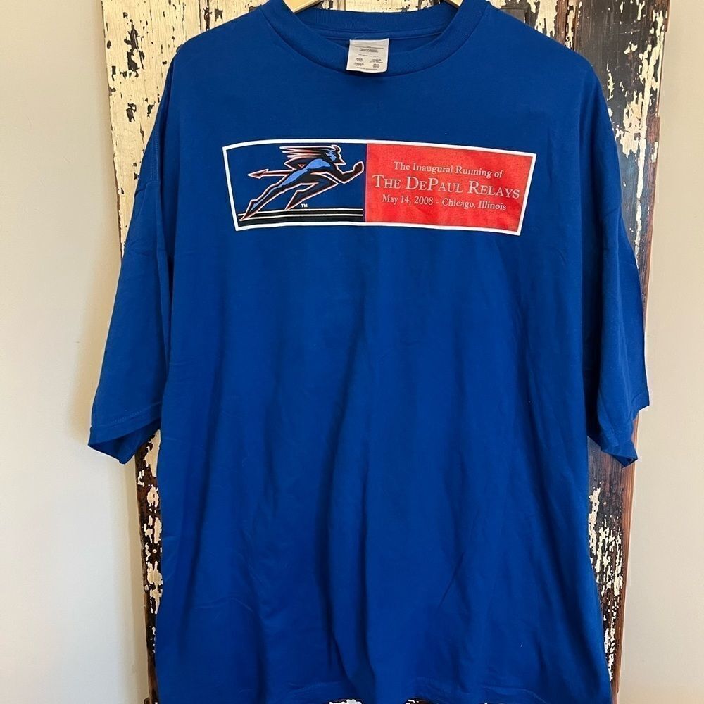 ADIDAS DePaul University The Inaugural Relays 2008 Chicago IL
T-shirt. Size 2XL.